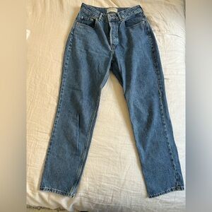 Everlane Curvy 90’s Cheeky Straight Jean (28)